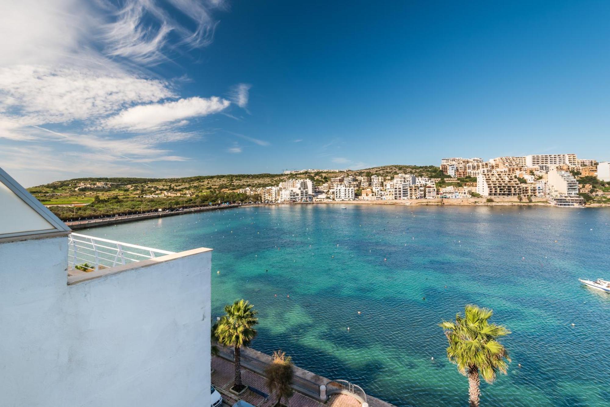 Blue Harbour 2 Bedroom Seafront Apartments With Stunning Seaviews - By Getawaysmalta St. Paul's Bay Exterior photo