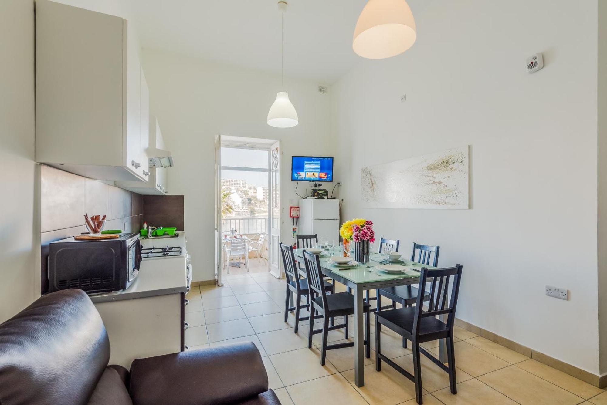 Blue Harbour 2 Bedroom Seafront Apartments With Stunning Seaviews - By Getawaysmalta St. Paul's Bay Exterior photo